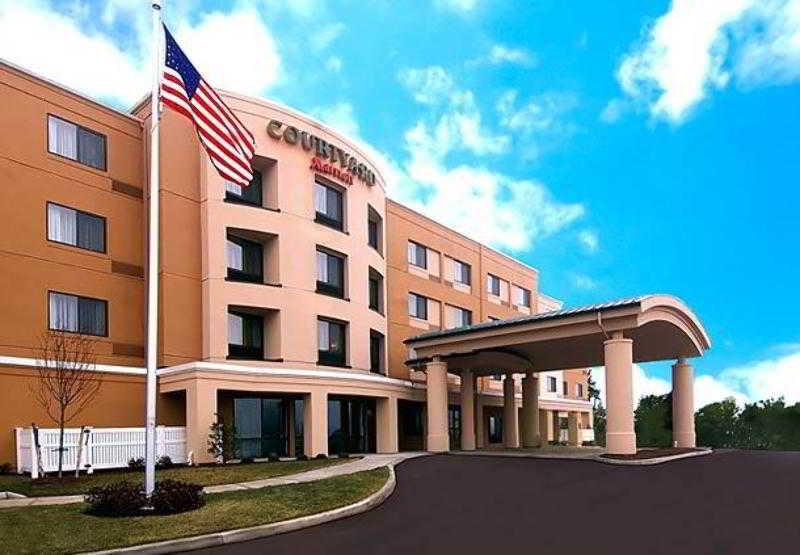 Courtyard Hartford Farmington Hotel Eksteriør billede